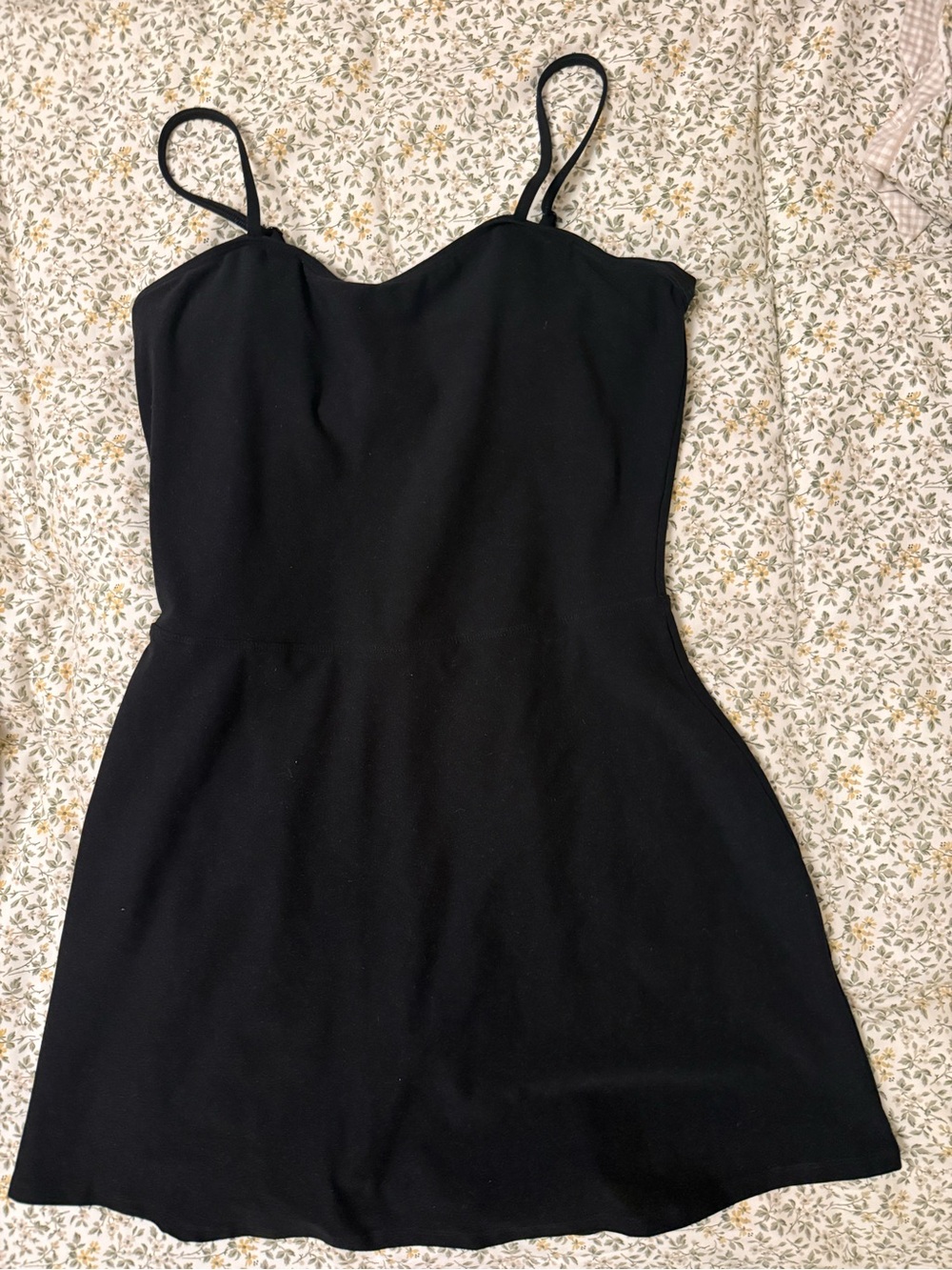 ALO Alosoft Courtside Tennis Dress - Picture 2 of 5